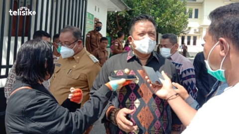 Pelaksanaan Proyek dari Pinjaman Tunggu Rekomendasi Tertulis BPKP