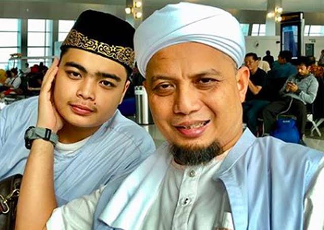 Profil Ameer Azzikra, Mendiang Putra Ustaz Arifin Ilham