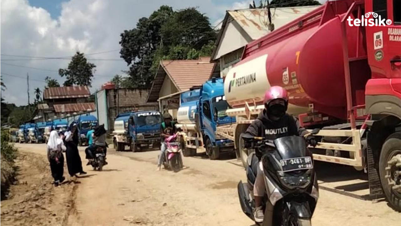 Puluhan Mobil Tangki Tak Bisa Isi BBM Gegara Blokade Jalan, Pertamina Pastikan Stok Aman