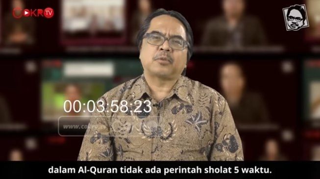 Sebut Tak Ada Perintah Salat 5 Waktu di Al-Qur'an, Ade Armando: Coba Saja Baca