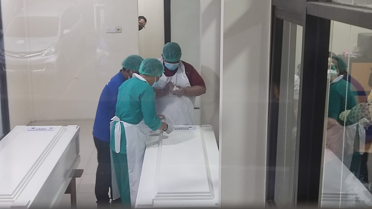 Tewas di Tempat, Vanessa Angel Terlempar 3 Meter Tak Pakai Sabuk Pengaman