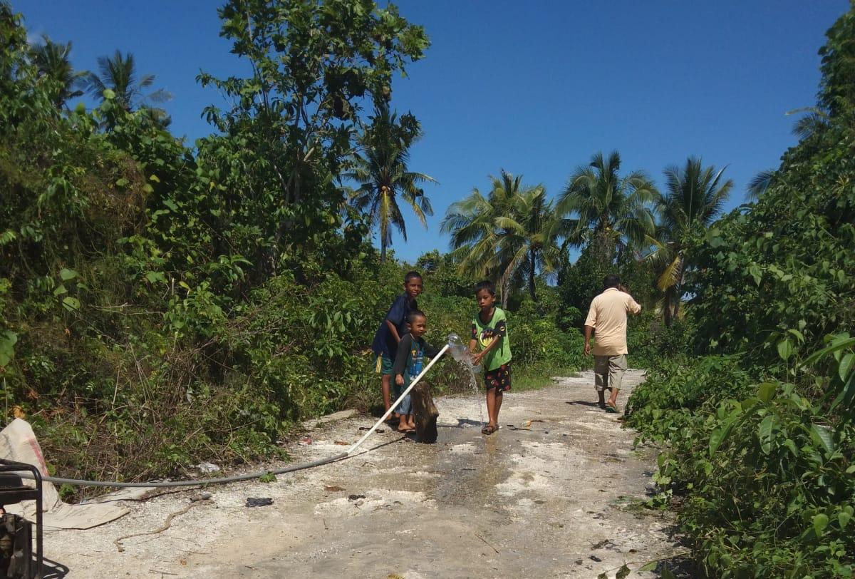 Warga Desa di Wakatobi Bergembira Temukan Mata Air Bersih