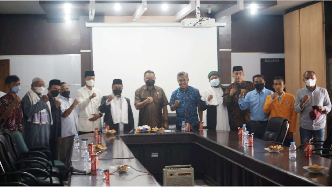 Audensi di DPRD Sultra, Forum Tokoh Peduli Umat Ungkap Bahaya Permendikbudristek No. 30 Tahun 2021