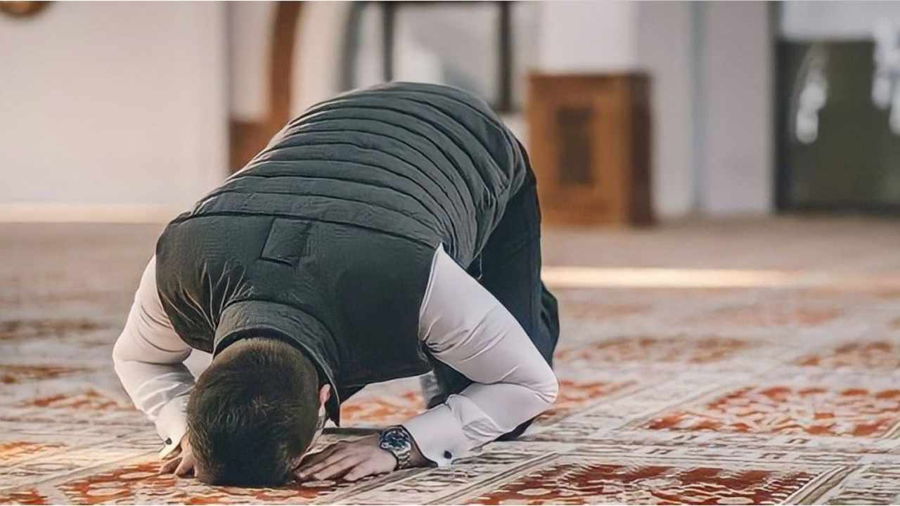 40 Tahun Jadi Mualaf, Pria Ini Baru Mantap Belajar Agama saat Lihat Jenazah Sang Istri Dishalatkan