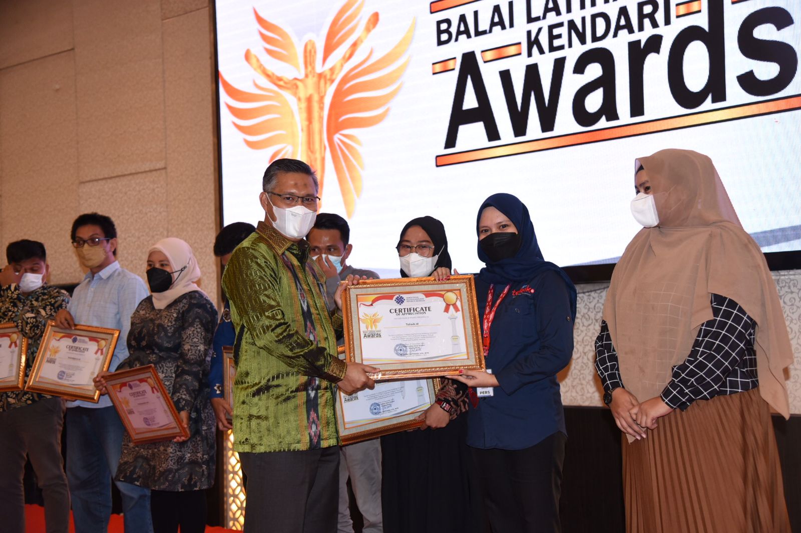 Telisik.id Terima Apresiasi BLK Kendari Awards Tahun 2021