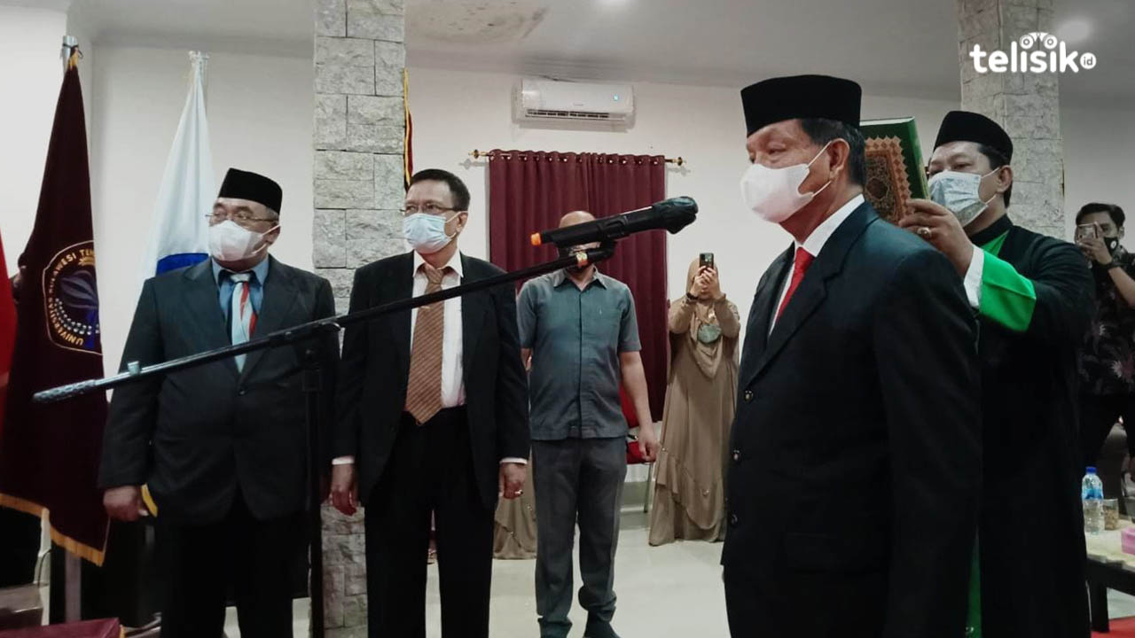 Andi Bahrun Resmi Dilantik Jadi Rektor Unsultra Tiga Periode