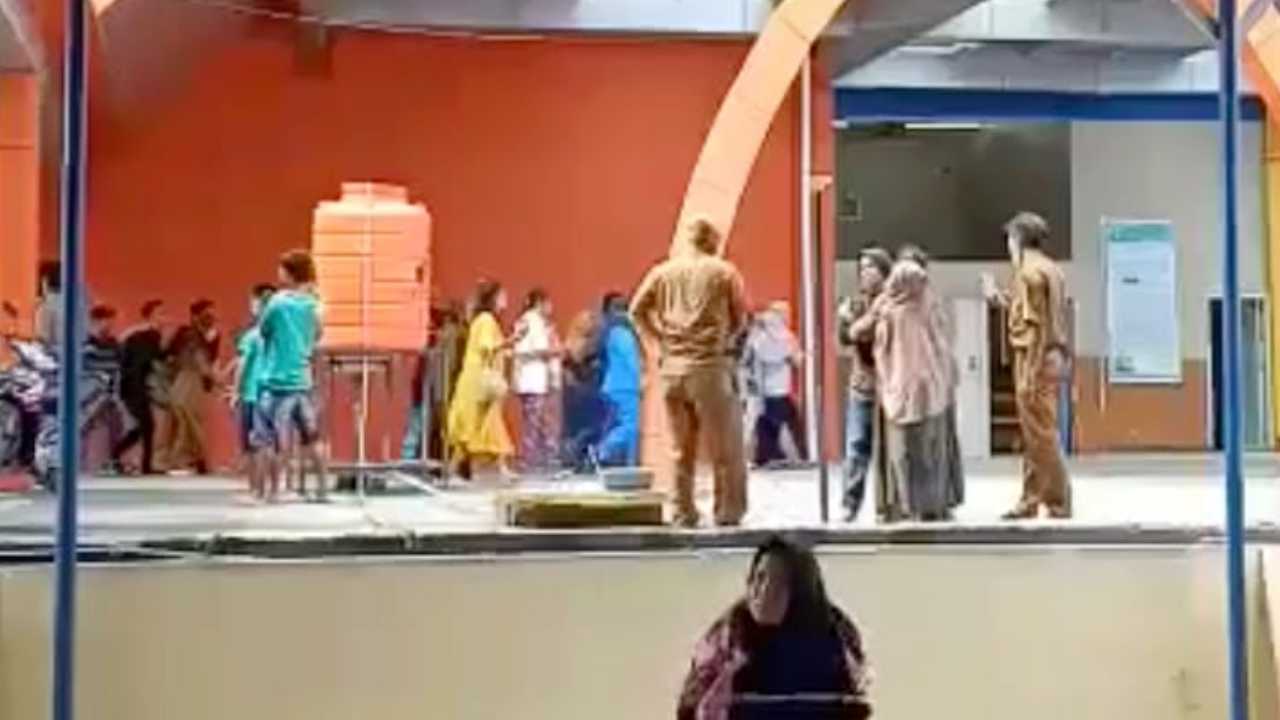 Gempa, Ratusan Pasien RSU Bantaeng Berhamburan Keluar