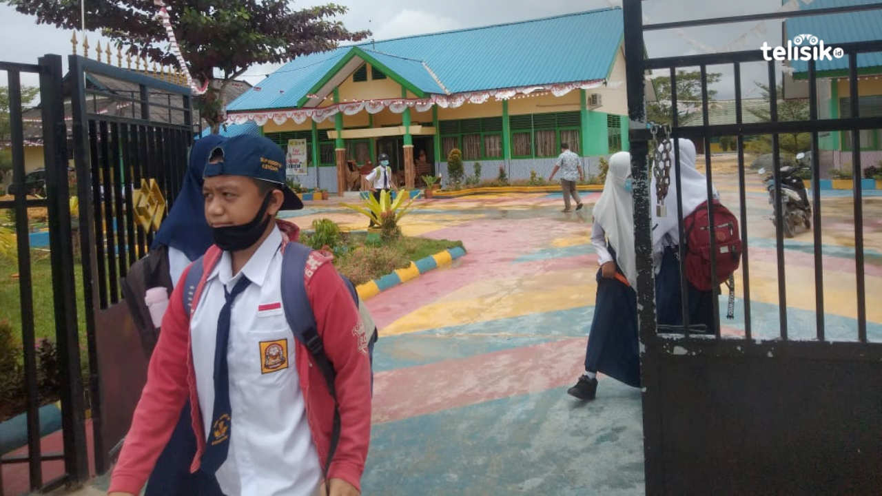Guru SMPN 10 Kendari Ingin Dipertemukan dengan Wali Kota