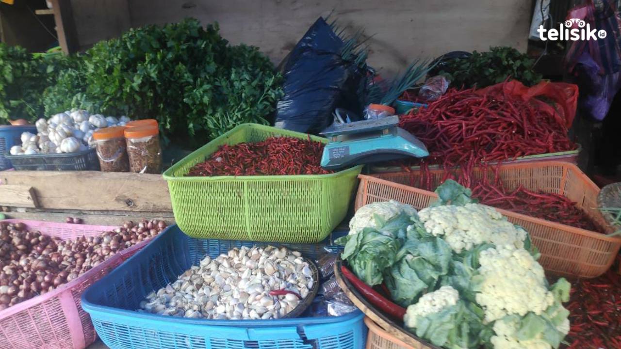 Harga Cabai Masih Pedas Jelang Akhir Tahun, Pedagang dan Pembeli Mengeluh