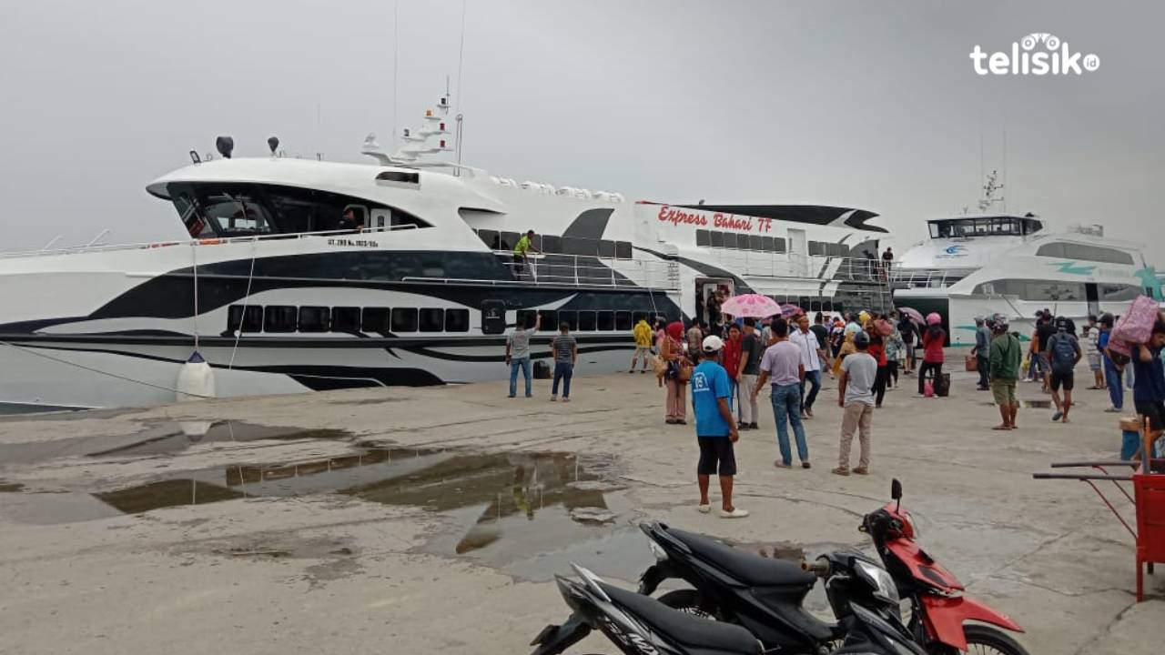 Imbas Pemberlakuan Vaksin, Penumpang Kapal Cepat Kendari-Raha Turun 50 Persen