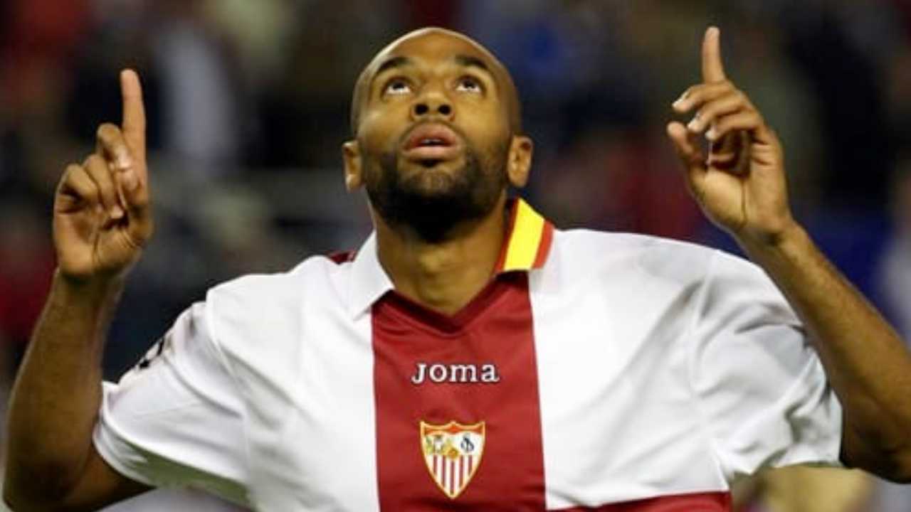 Jadi Mualaf, Mantan Striker Sevilla Frederic Kanoute Sisihkan Gaji Rp 10 Miliar Beli Masjid
