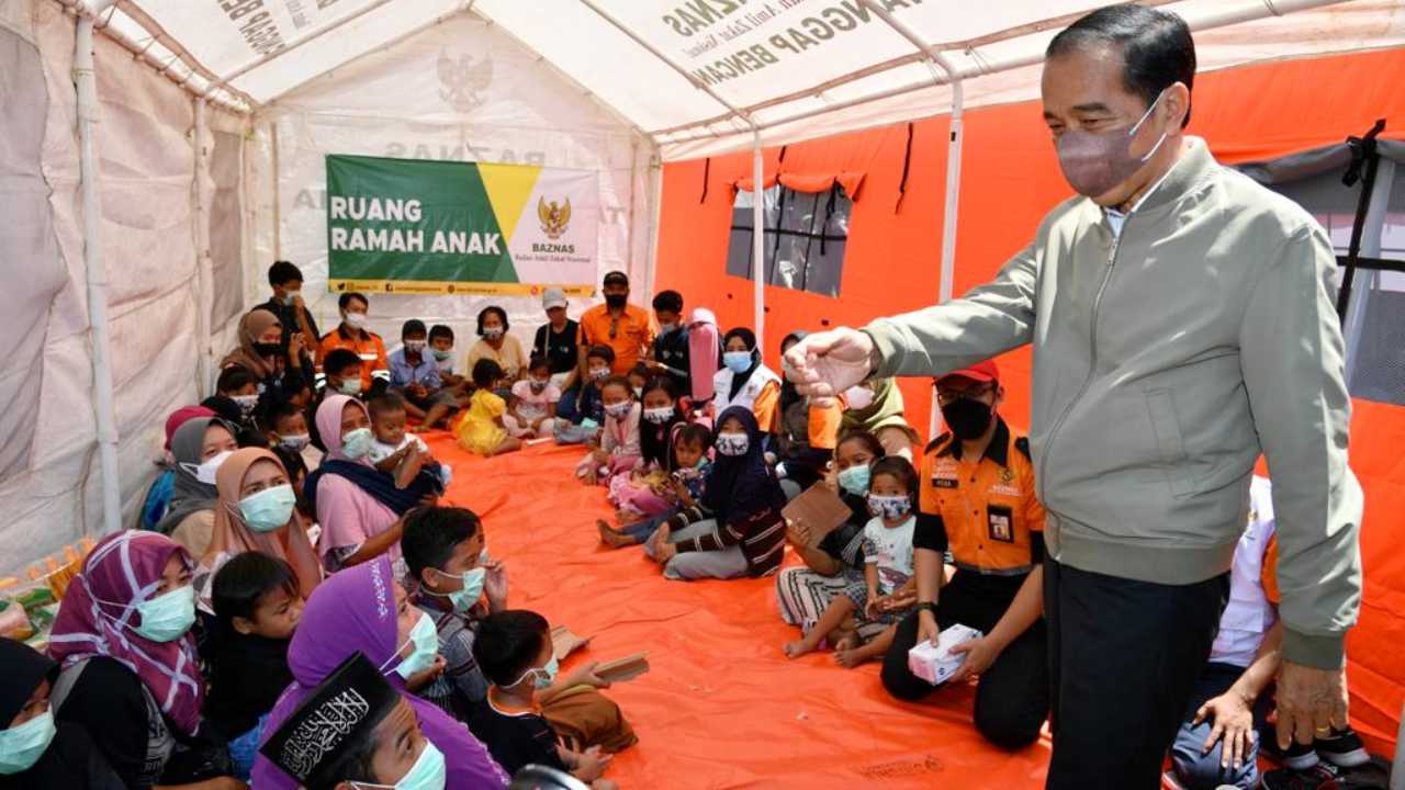 Mendesak, Ini Kebutuhan Paling Dibutuhkan Pengungsi Semeru