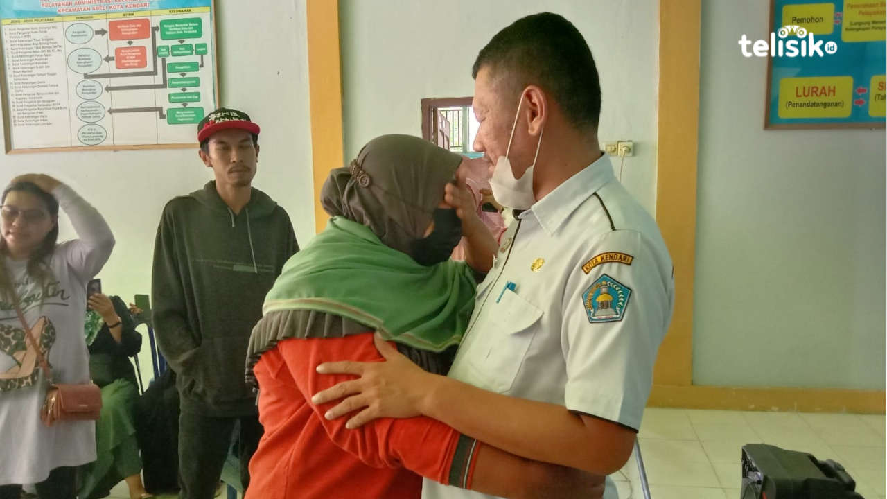 Perpisahan Lurah Talia Kendari Disambut Pelukan dan Isak Tangis Warga