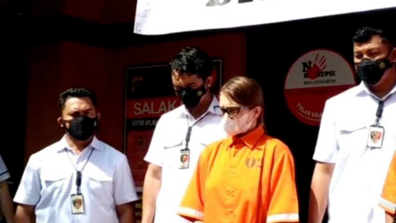 Wanita Cantik Asal Ukraina Bobol ATM Warga Baubau hingga Miliaran Rupiah