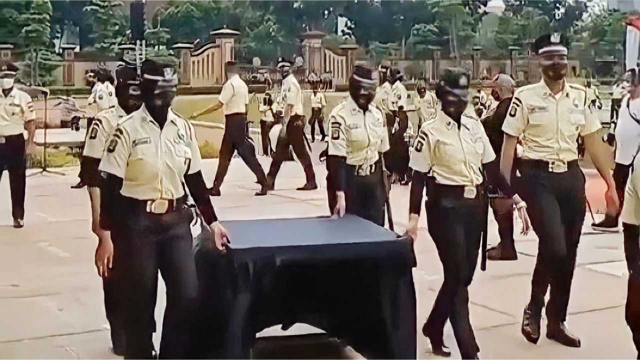 Diperkenalkan 2 Februari, Ini Bocoran Seragam Baru Satpam