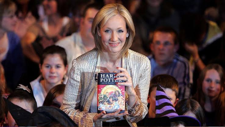 Mengenal Sosok J.K. Rowling, Sang Penulis Novel Harry Potter
