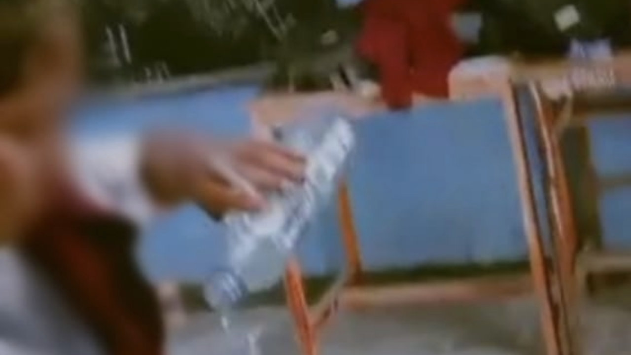 Beredar Video, Sejumlah Siswi SMA di NTT Teguk Miras dan Merokok