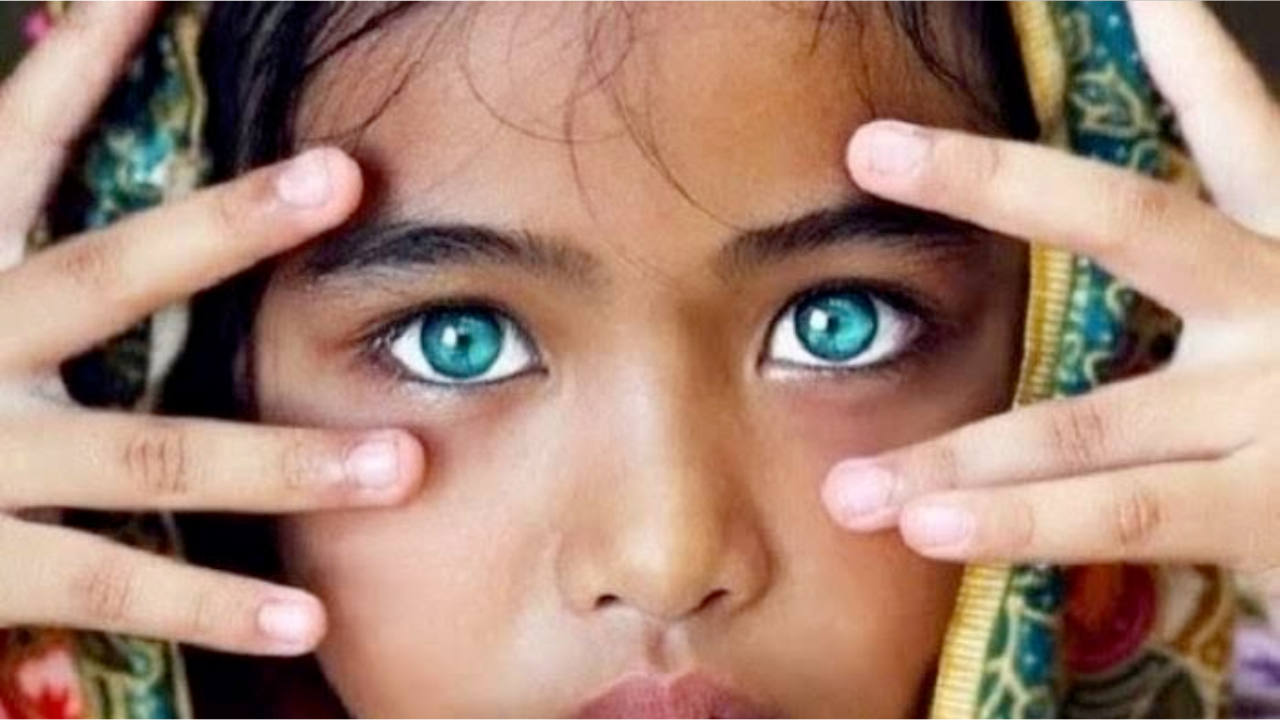 Deretan Suku Indonesia Bermata Biru Seperti Orang Eropa, Ada dari Sultra