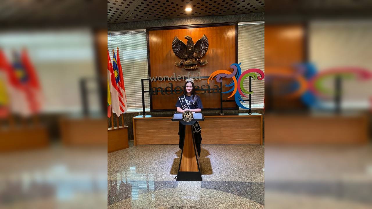 Ikuti Ajang Wajah Pesona Indonesia, Finalis Asal Sultra Raih Juara 1 Kategori Terfavorit