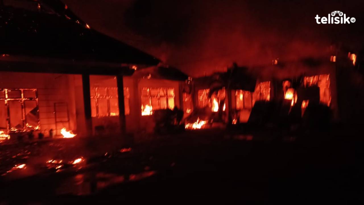 Kebakaran Kantor Dinsos Kendari Berhasil Dipadamkan