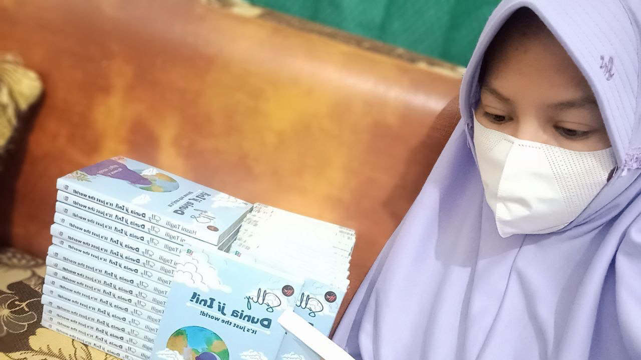 Mengenal Sosok Hasni Tagili, Runner up Kompetisi Menulis Fiksi KBM App Asal Konawe