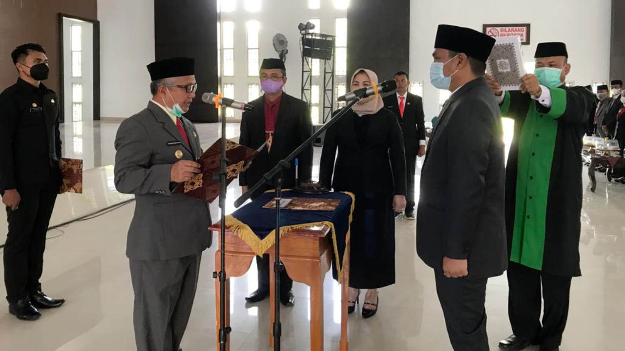 Penjabat Bupati Koltim Lantik H Belli Sebagai Pj Sekda untuk Kedua Kalinya