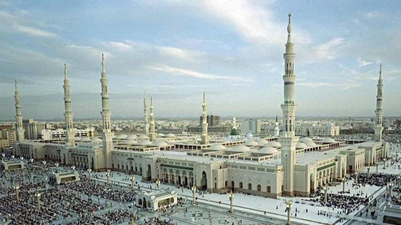 Sejarah Singkat Kota Madinah, Dari Arti Nama Hingga Keutamaannya