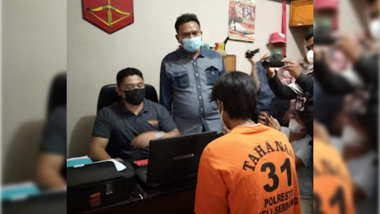 Sepeda Motor Jambret Ditabrak Korbannya,  Pelaku Ditangkap Massa