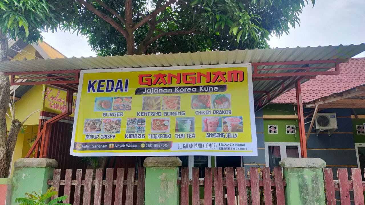 Terinspirasi Drama Korea, Ibu Ini Bangun Kedai Gangnam