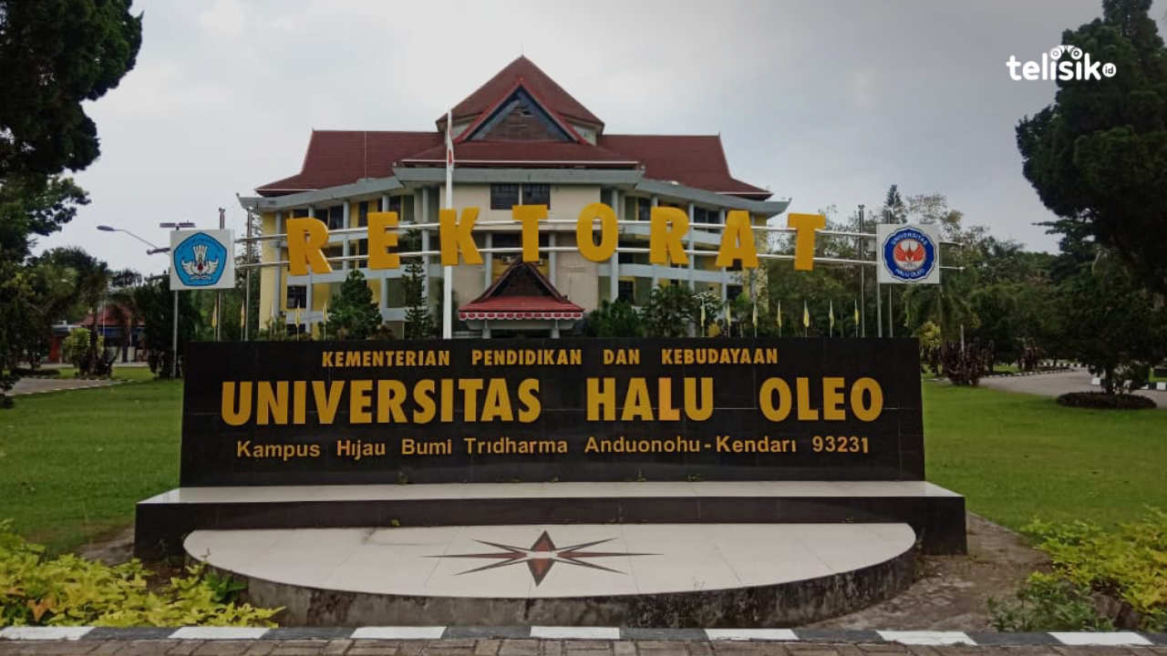 UHO Kendari Mendapat Penghargaan Pembayaran Pajak Terbesar