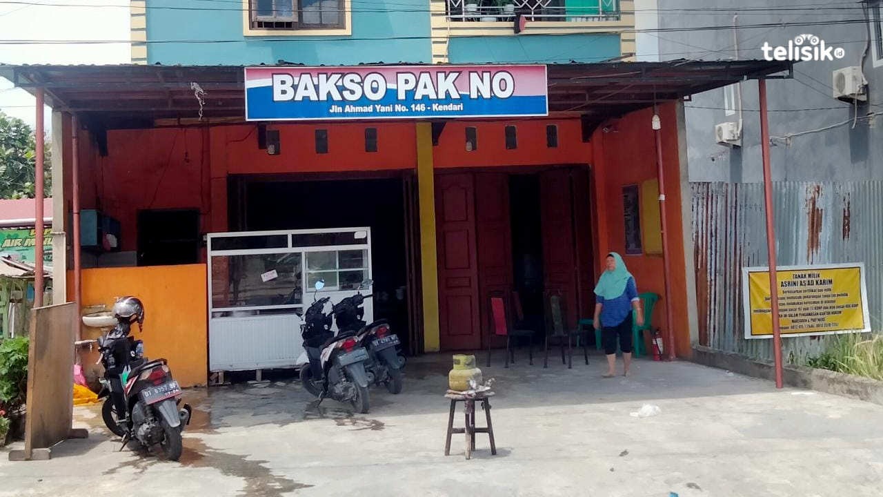 Warung Makan Depan Rumah Nur Alam Nyaris Ludes Terbakar 