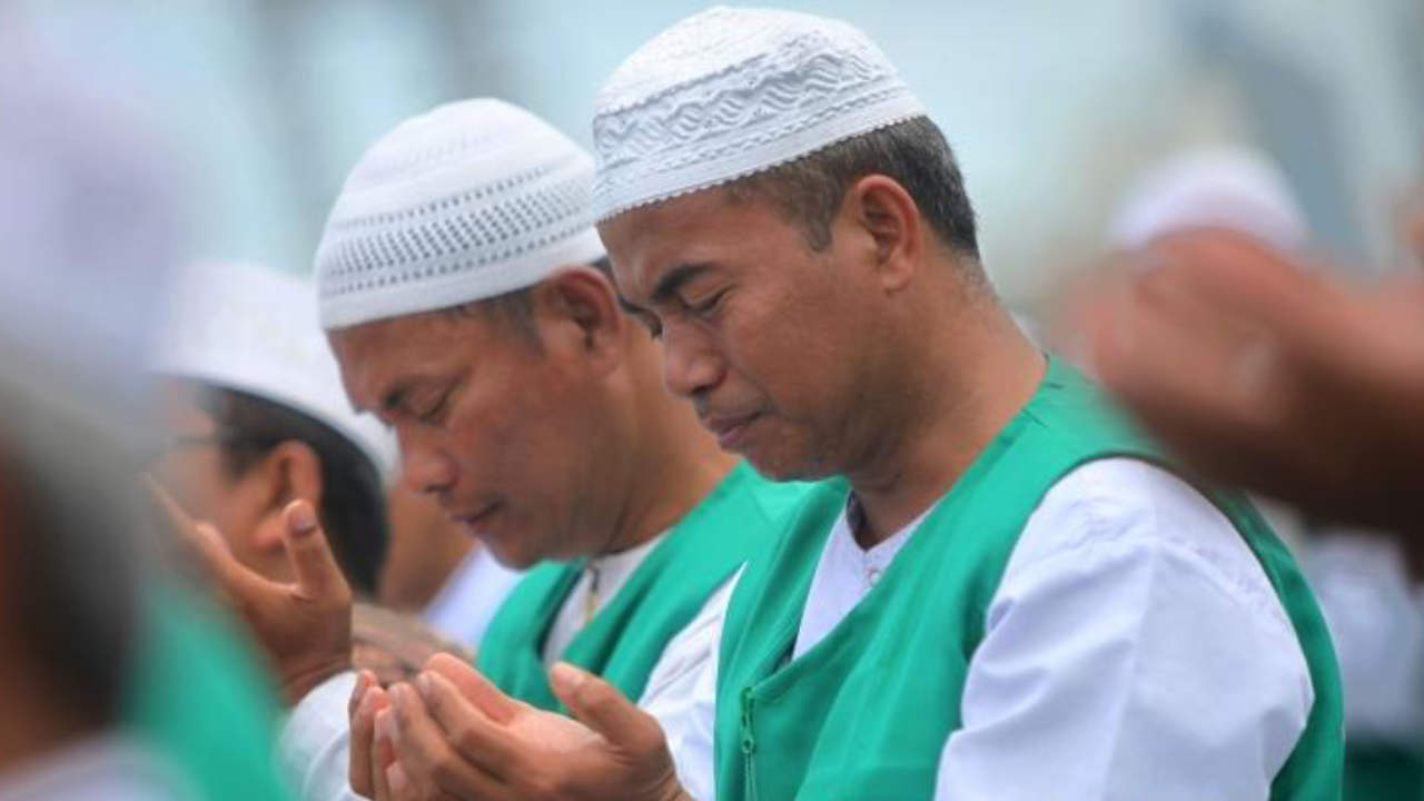 14 Golongan Orang yang Doanya Mustajab