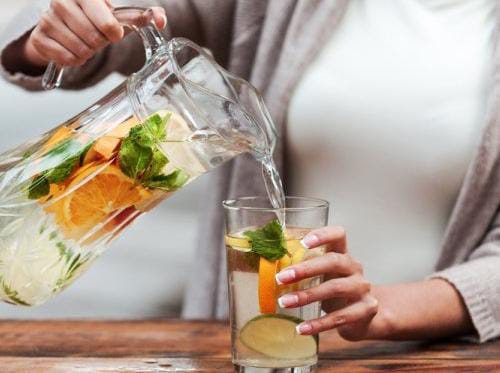 11 Rekomendasi Minuman yang Bisa Bantu Turunkan Berat Badan