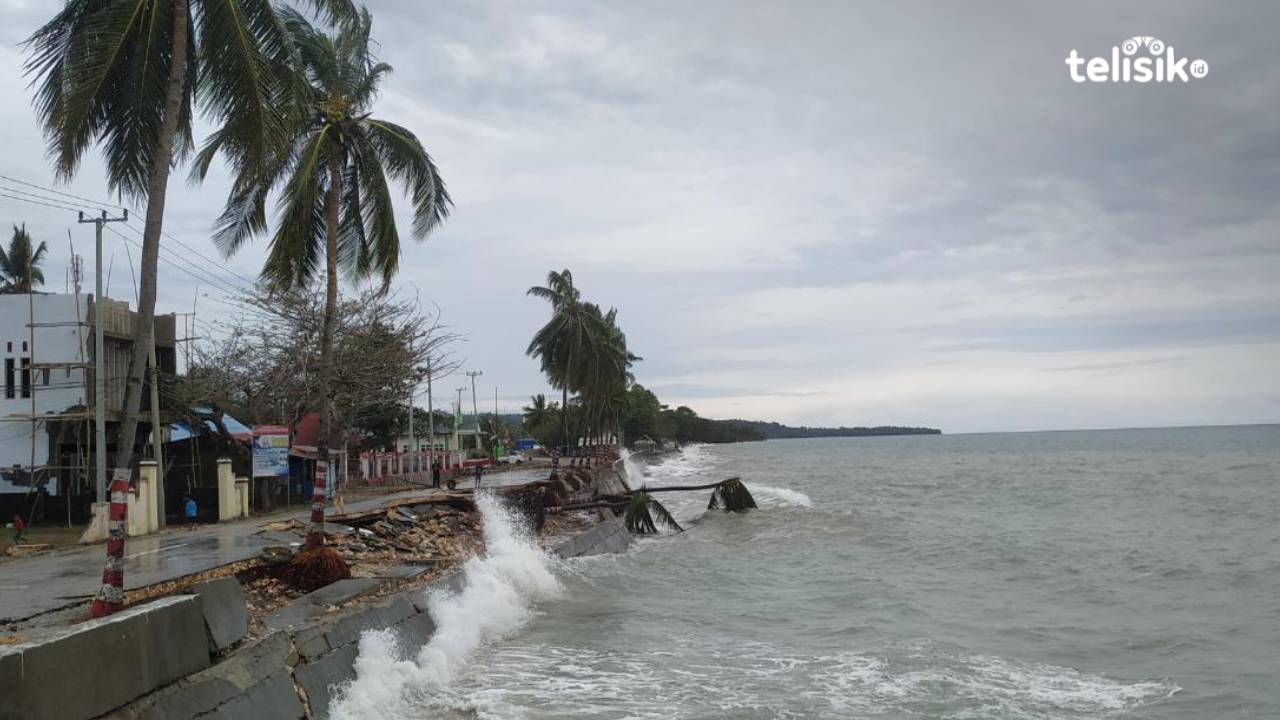 Akibat Cuaca Ekstrem, Talud hingga Jalan Poros Rusak Parah di Busel