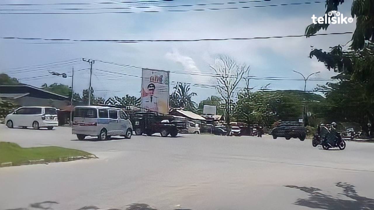 Akibat Lampu Lalu Lintas Padam, Kesemrawutan Kendaraan Terjadi di Dua Titik Perempatan