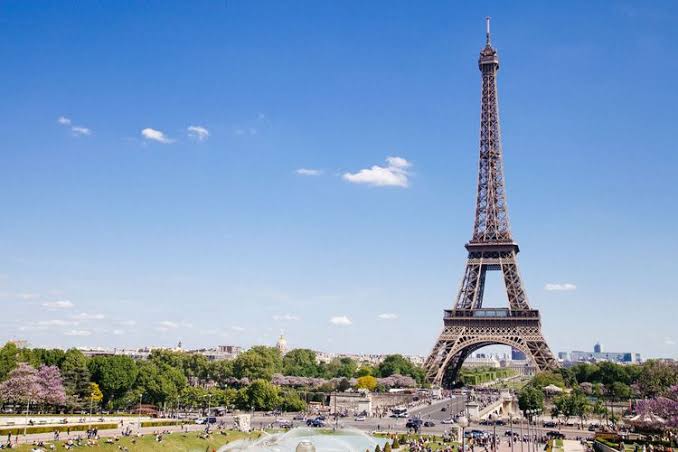 Asyik, Turis yang Sudah Vaksin Bisa Masuk Perancis Tanpa Syarat Tes COVID-19