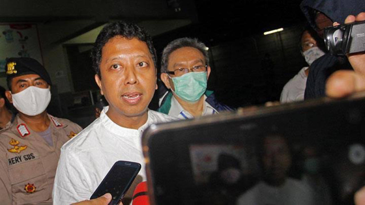 Bebas dari Penjara, Romahurmuziy Kembali ke Panggung Politik