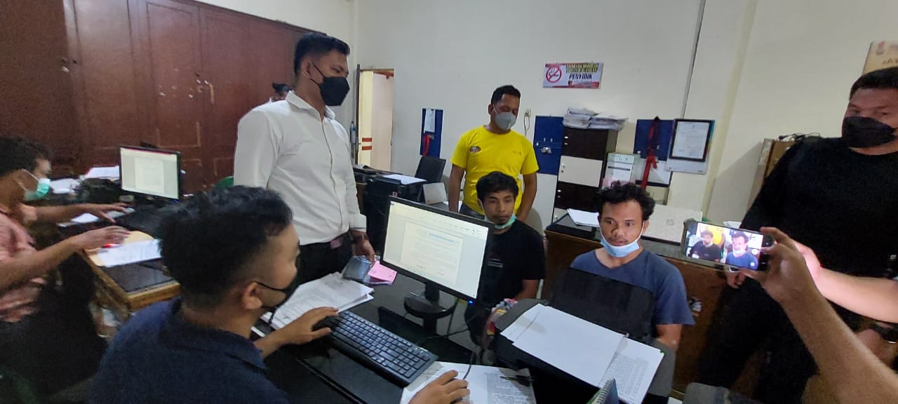 Coba Rampas Senjata Polisi, Perampok Jalanan Ditembak