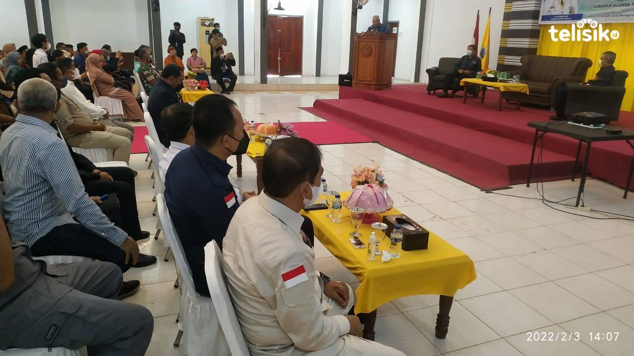 Jadi Pemateri Kuliah Umum di Unidayan, Ali Mazi Singgung Pembangunan Bandara Betoambari