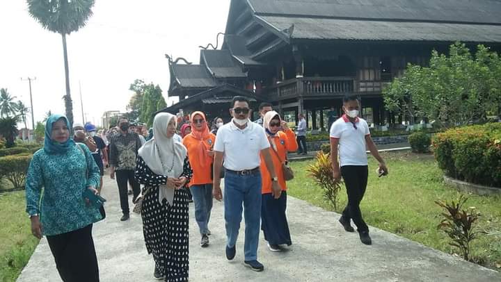 Jajaran Pemkab Butur Kunjungan Kerja di Kabupaten Soppeng dan Bone