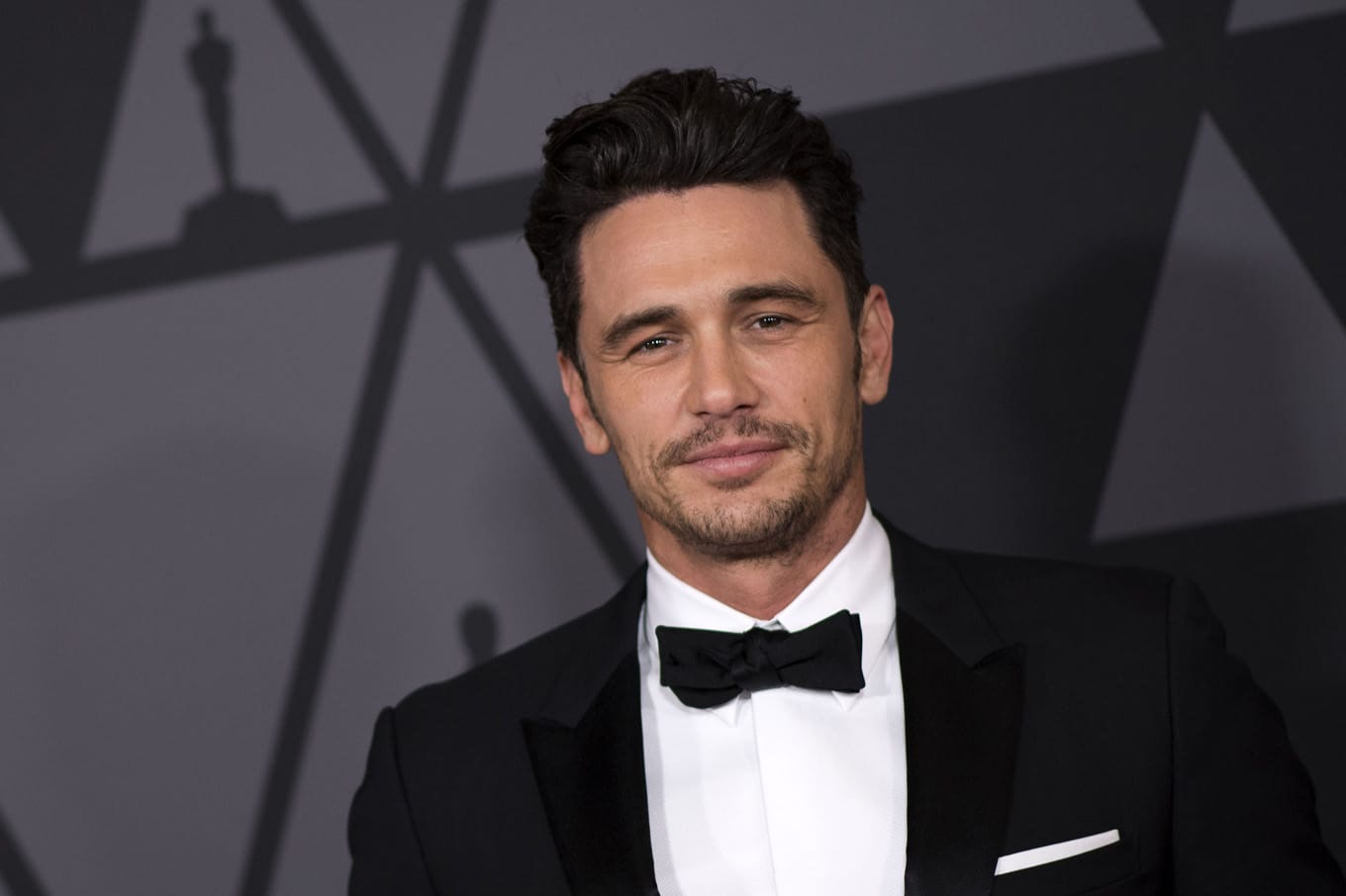 James Franco Kecanduan Seks, Buka Sekolah untuk Tiduri Anak Muridnya