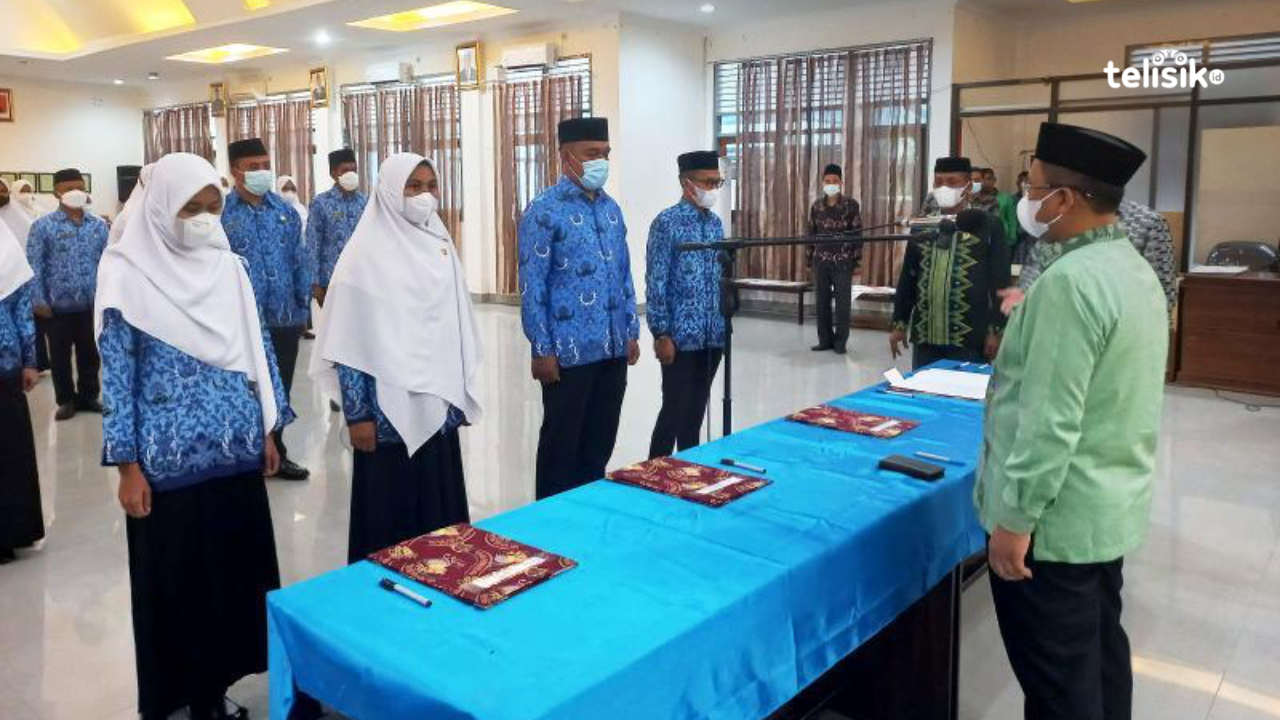Lantik Puluhan PNS, Kakanwil Kemenag Sultra: Jangan Kerja Hanya Gugurkan Kewajiban