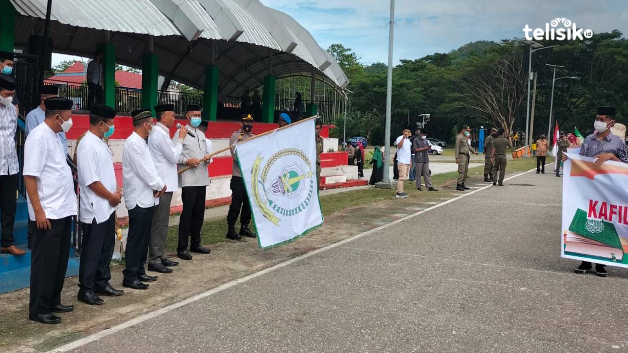 Lepas Peserta Pawai Ta'aruf MTQ, Wabup Ingatkan Tetap Jaga Prokes