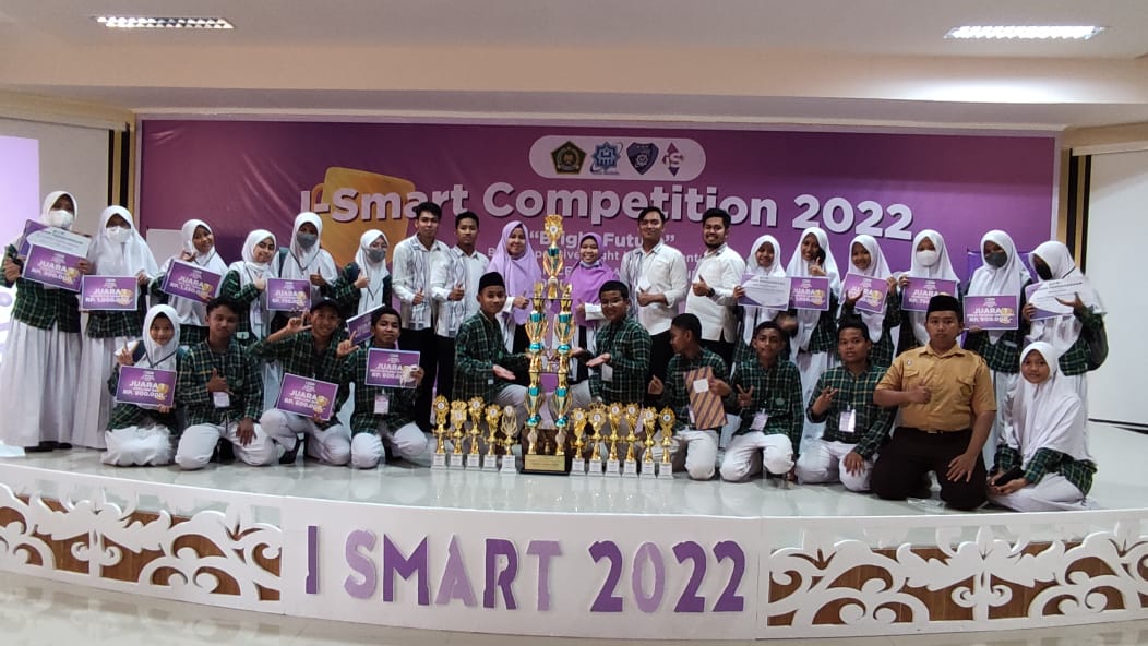 Singkirkan Ratusan Peserta, MTs Ummusshabri Sabet Juara Umum di I-Smart Competition 2022