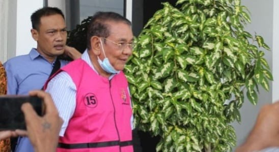 Terjerat Korupsi, Mantan Bupati Kupang Dijatuhi Pidana Badan 8,6 Penjara dan Ganti Rugi Rp 8 Miliar