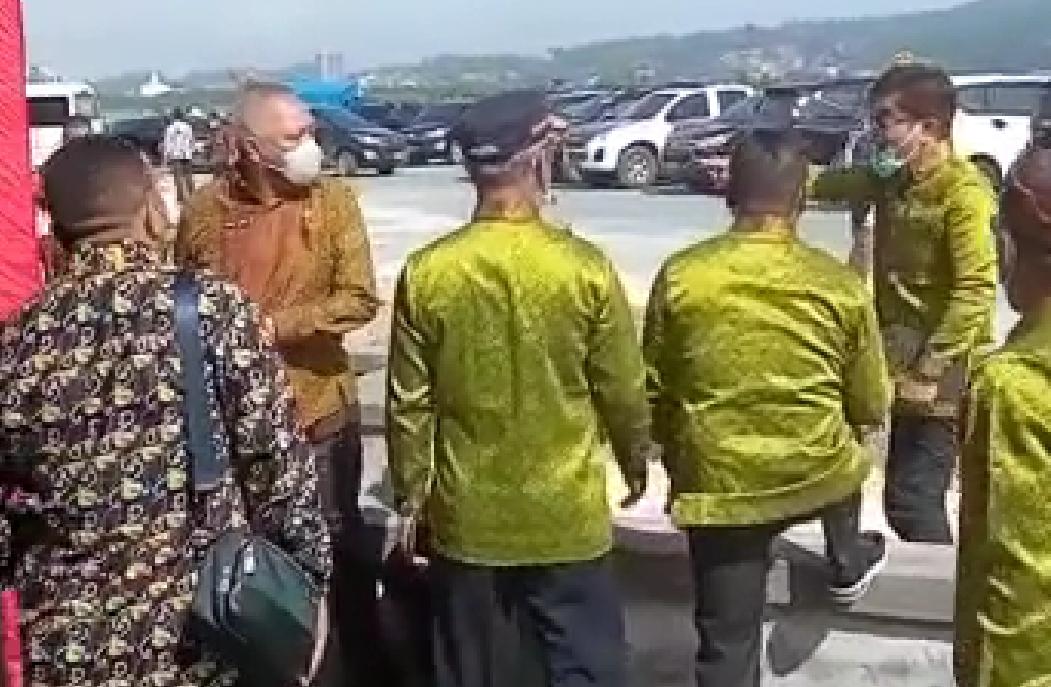 Video Cekcok Kepala Bapenda dan Kadis Kominfo Sultra pada Puncak HPN Viral