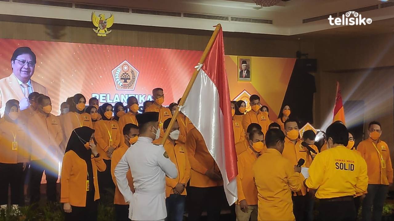 AJP Resmi Dilantik Sebagai Ketua DPD Ormas MKGR Sultra