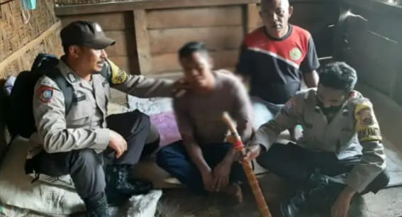 Di Manggarai NTT, Ponakan Bacok Paman Gegara Tanah Dapur