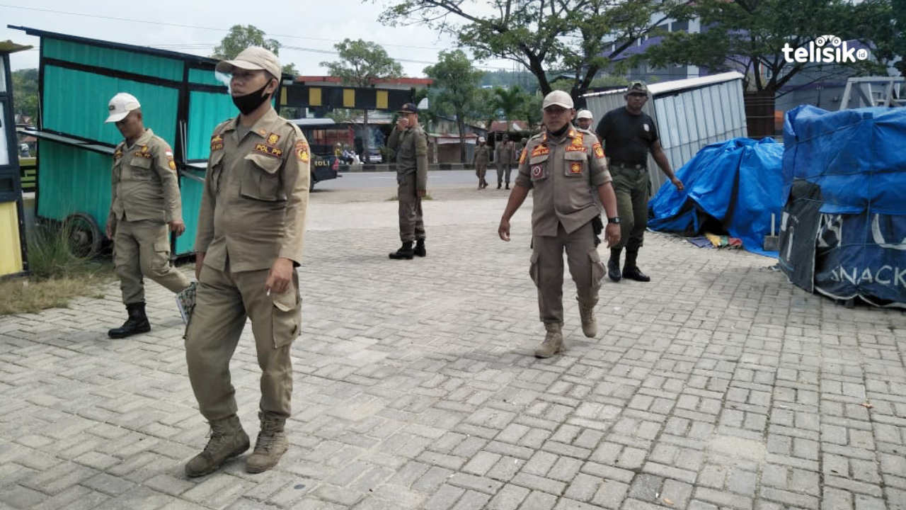 Gerobak Milik Pedagang Kaki Lima Diamankan Pol-PP