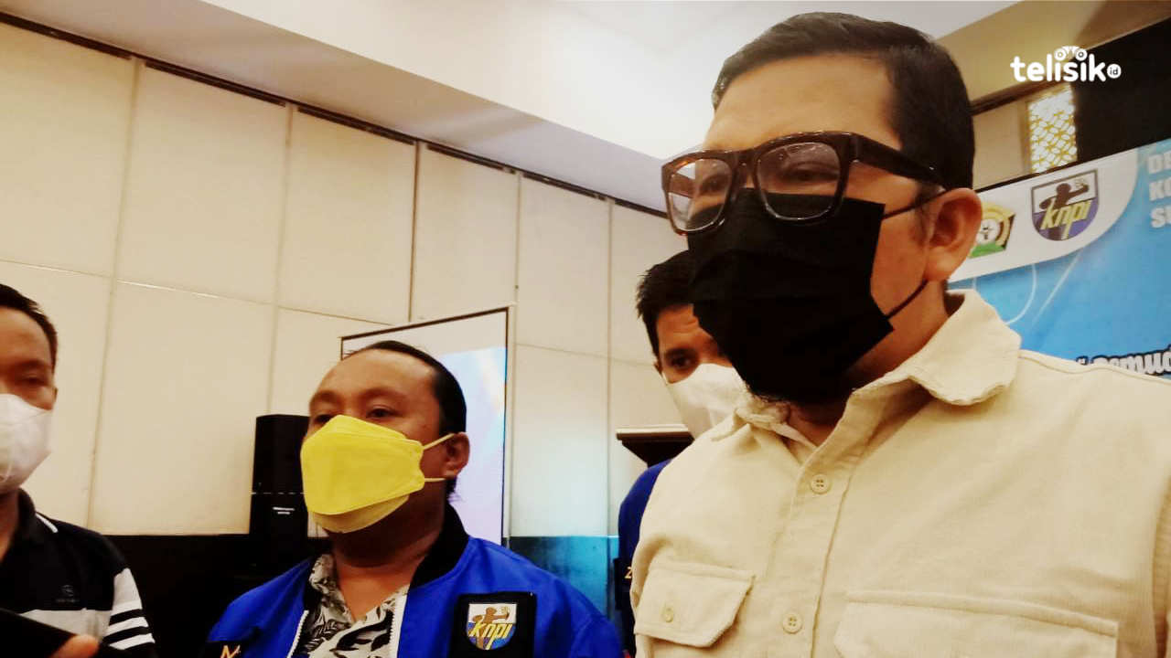Hadiri Dialog Kepemudaan, Ketua Komisi II DPR RI Prihatin KNPI Sultra Bukan Hanya Terpecah Tapi Berkeping-keping